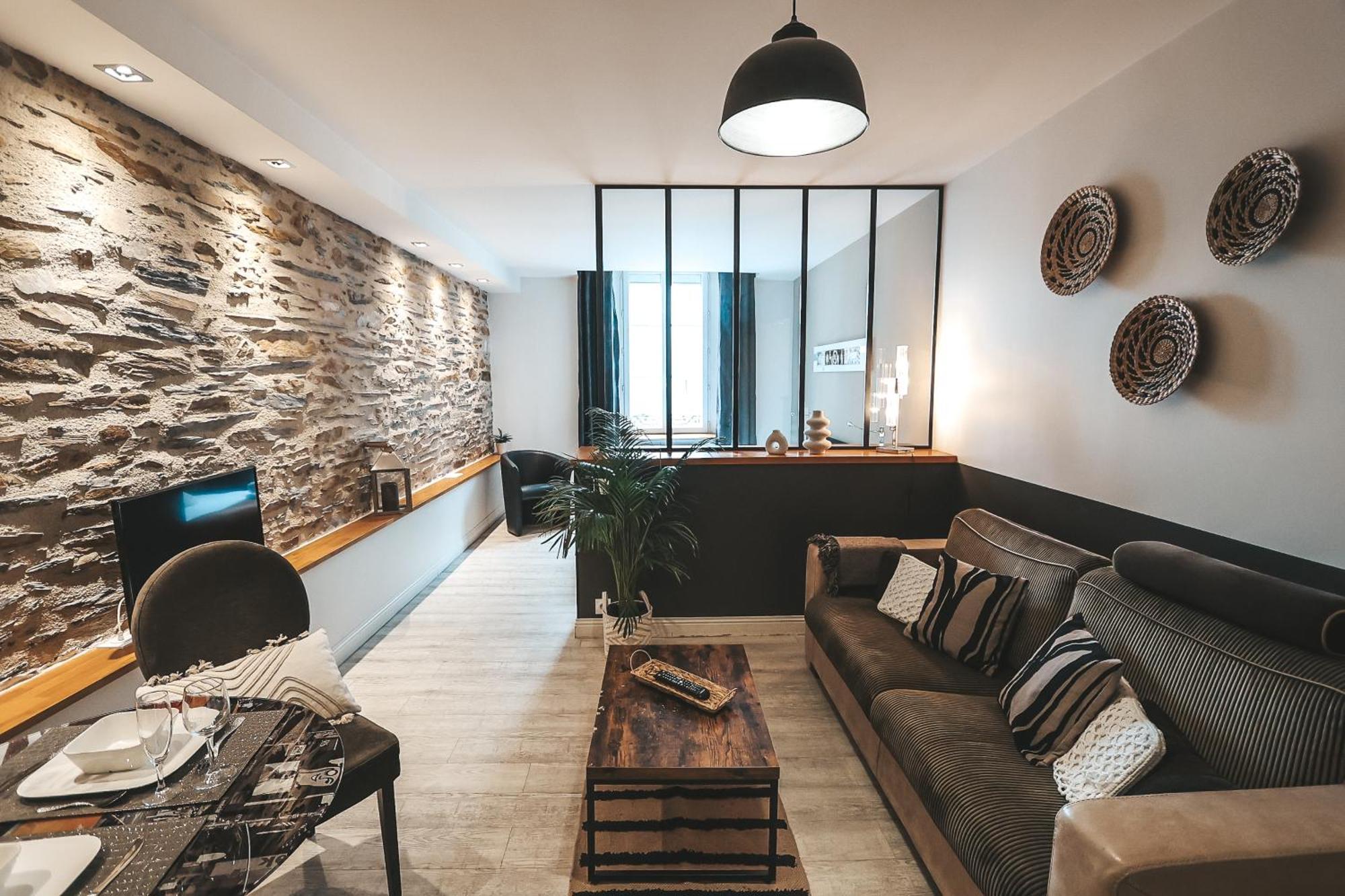 Suit'Home Commerce أنجير المظهر الخارجي الصورة
