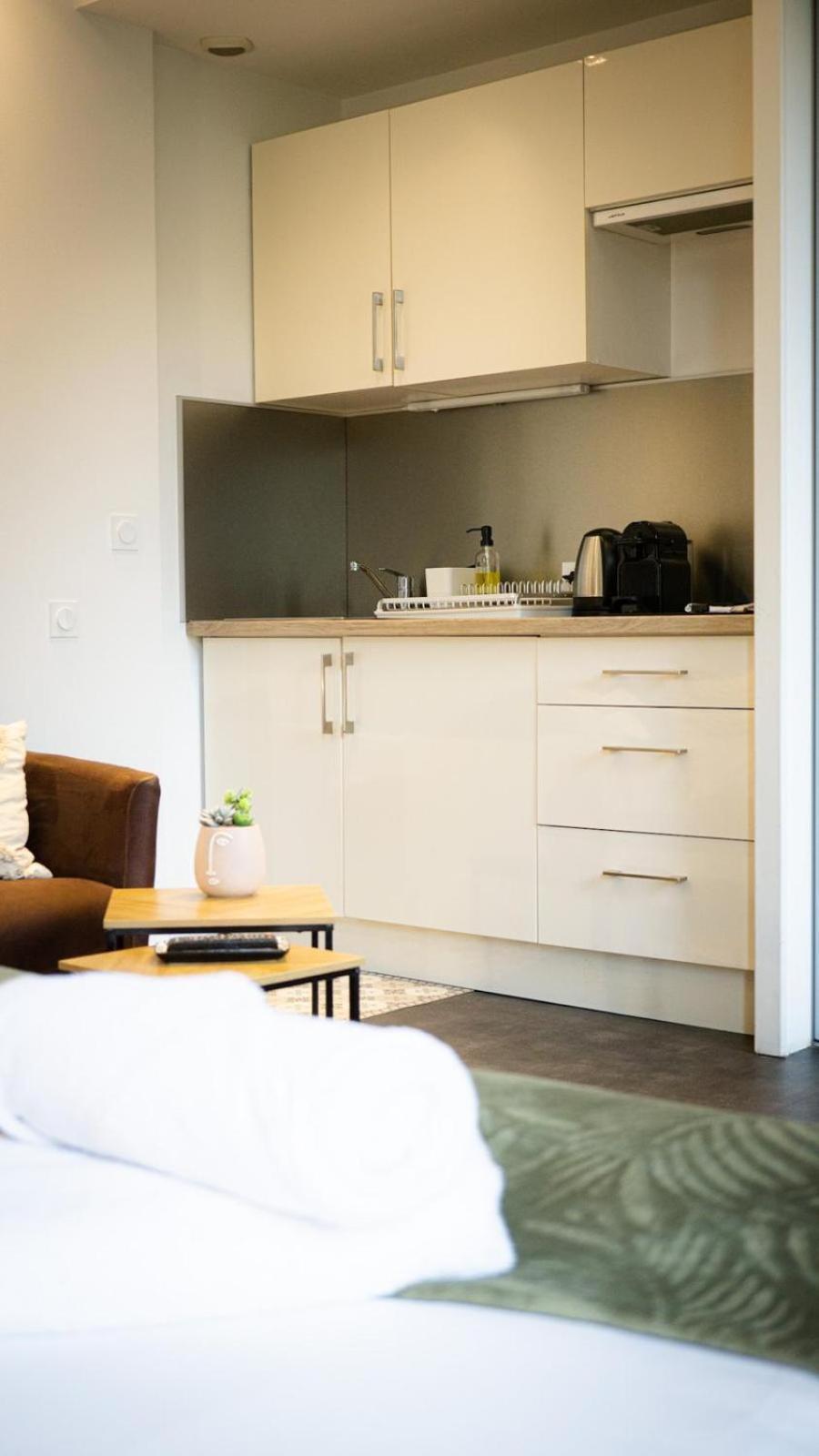 Suit'Home Commerce أنجير المظهر الخارجي الصورة